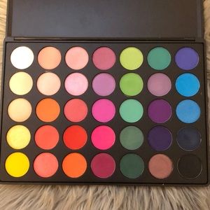 Morphe 35B palette